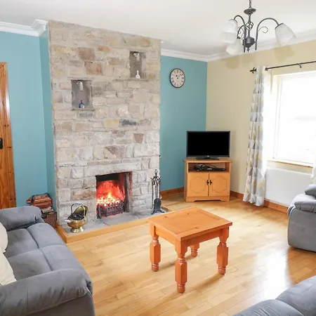 Tieve Baun بيت للعطل Ballaghnatrillick