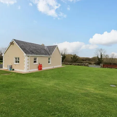 Tieve Baun بيت للعطل Ballaghnatrillick